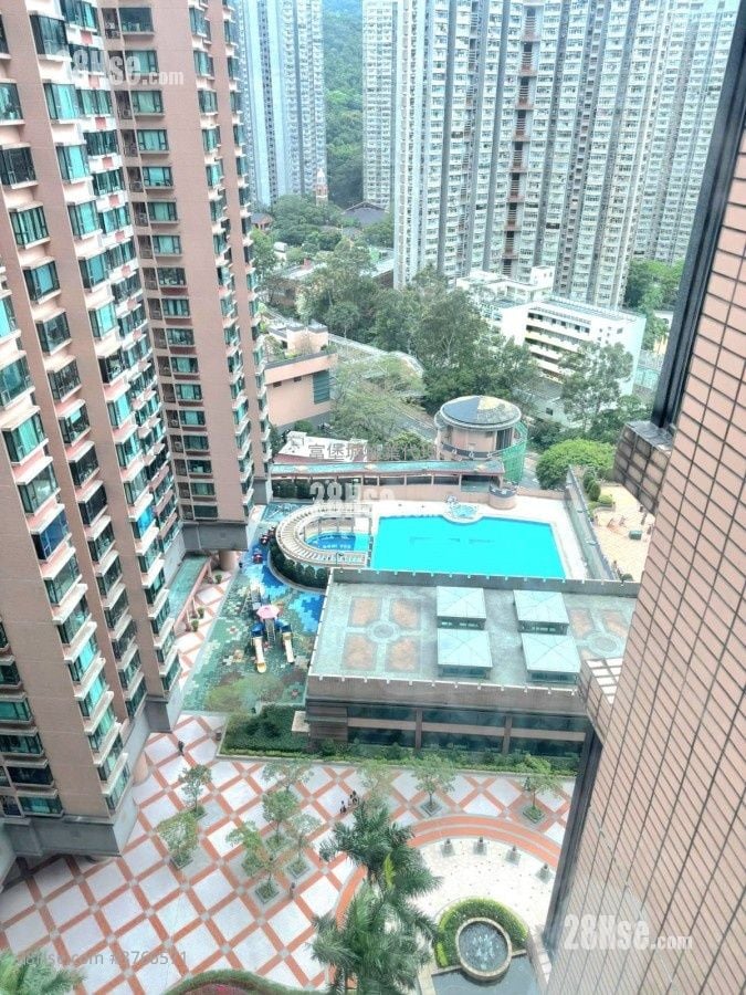 Castello Sell 2 Bedrooms , 1 Bathroom 580 ft²