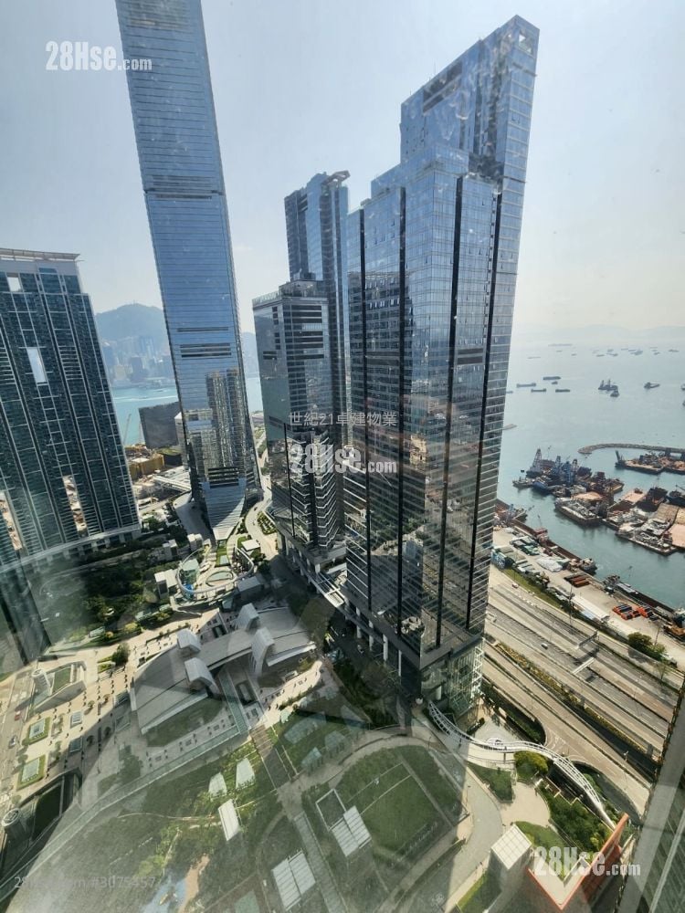 擎天半岛 售盘 3 房 , 2 浴室 808 平方尺