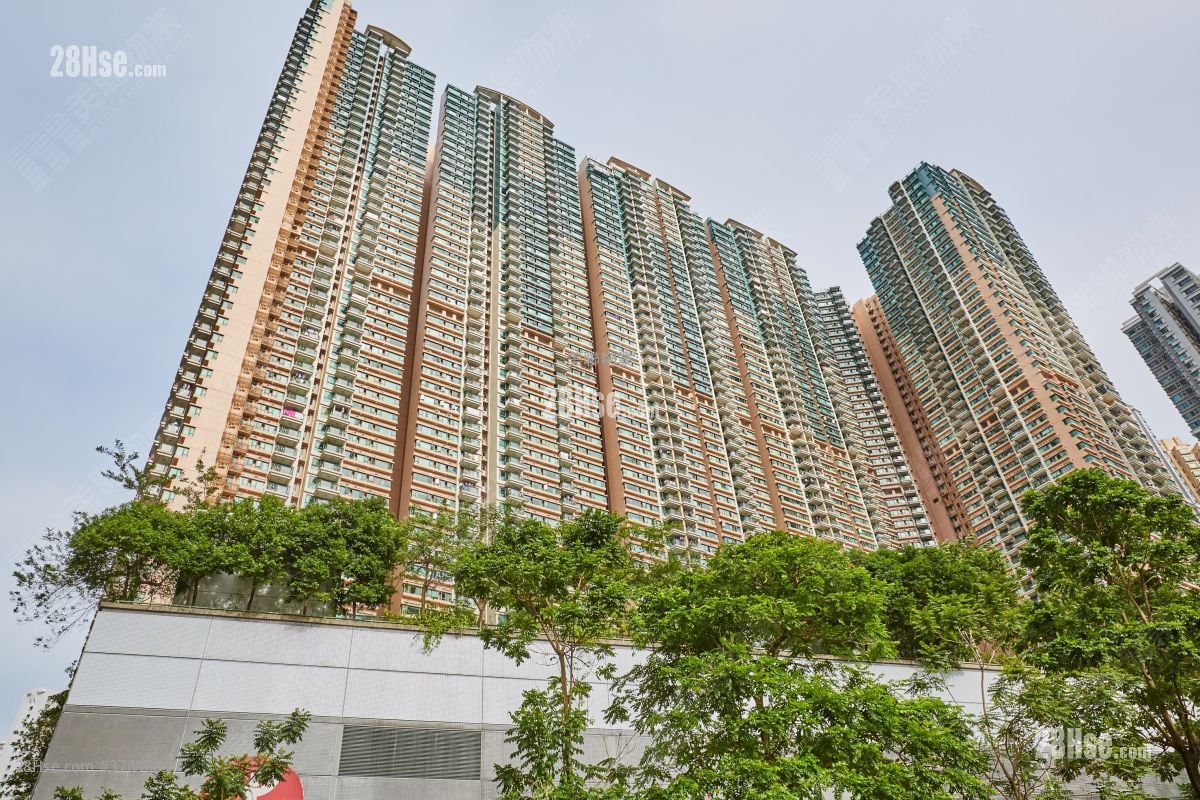 Residence Oasis Sell 3 Bedrooms , 2 Bathrooms 763 ft²