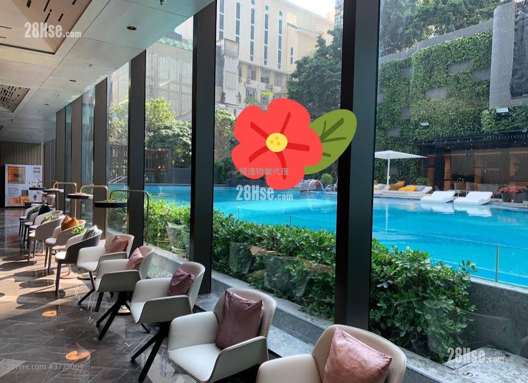 Novum West Sell Studio , 1 Bathroom 223 ft²