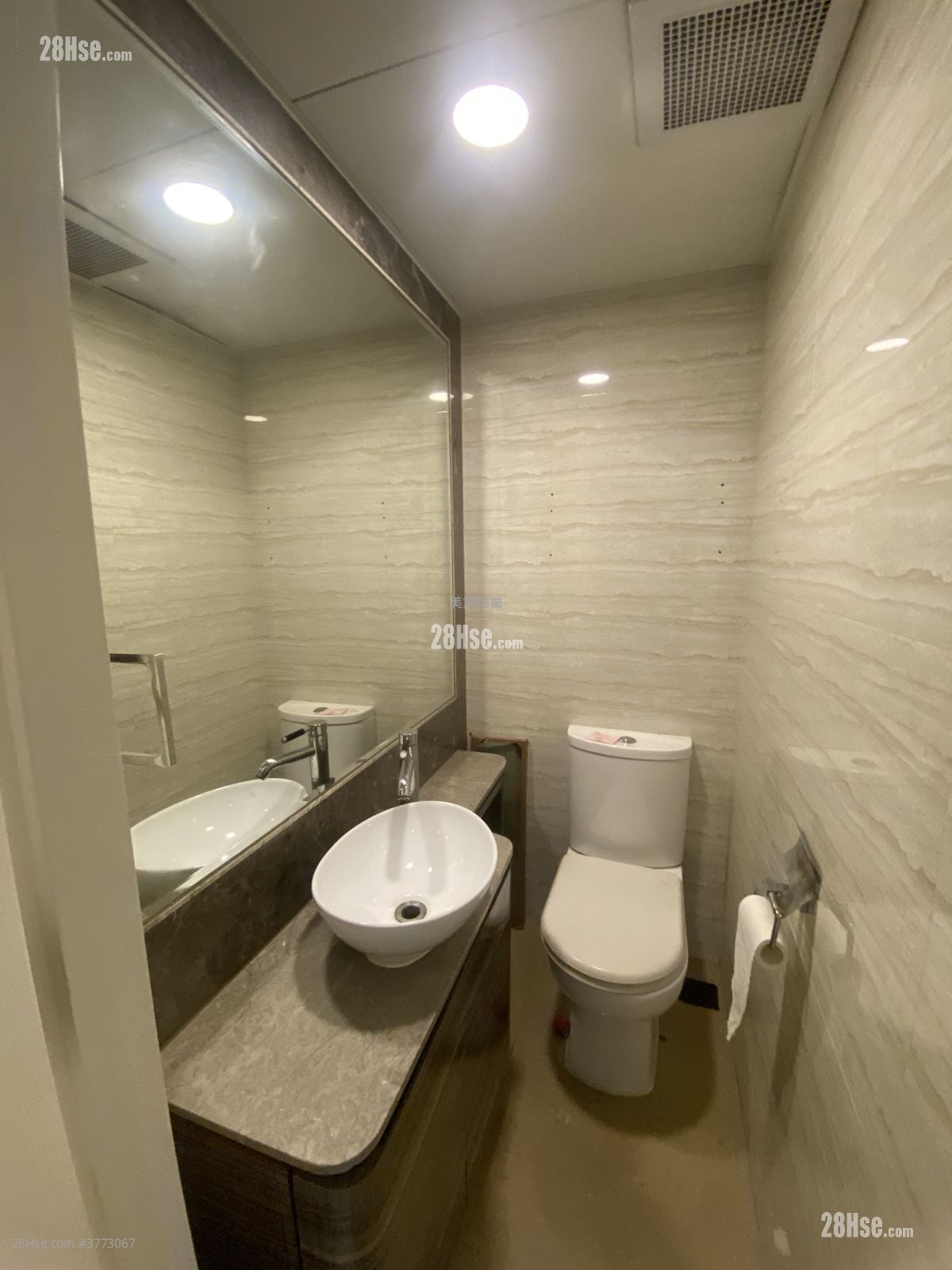 领凯 售盘 4 房 , 3 浴室 995 平方尺