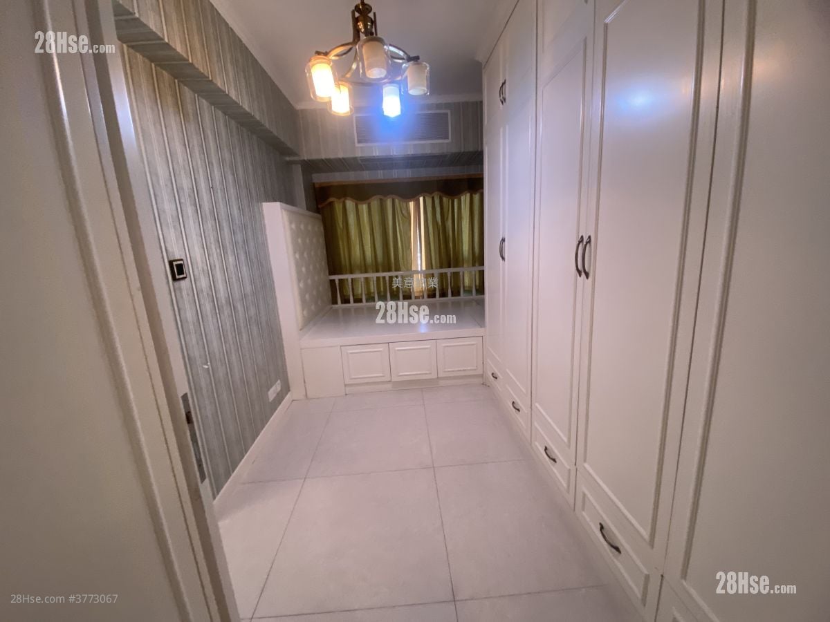 领凯 售盘 4 房 , 3 浴室 995 平方尺