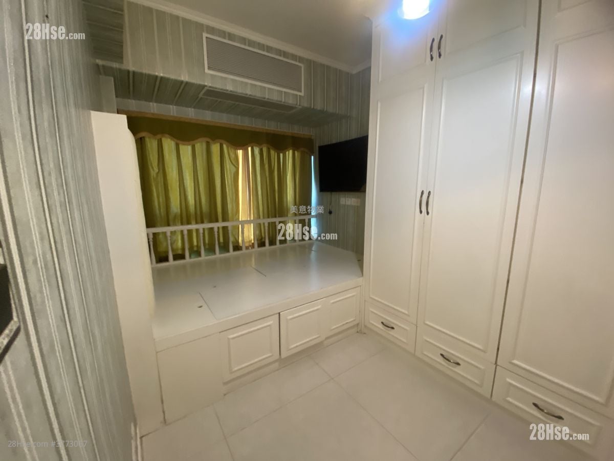 领凯 售盘 4 房 , 3 浴室 995 平方尺