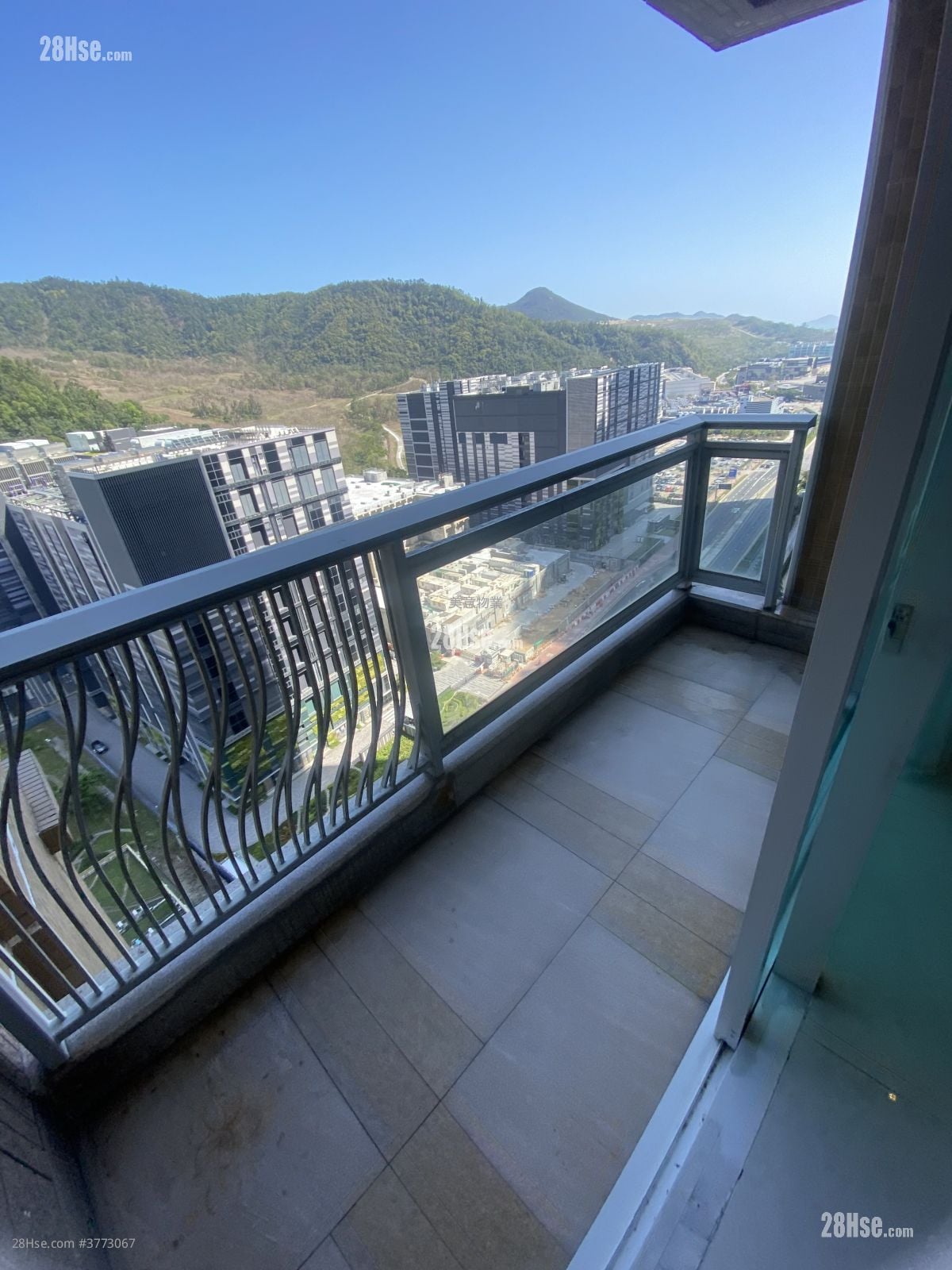 领凯 售盘 4 房 , 3 浴室 995 平方尺