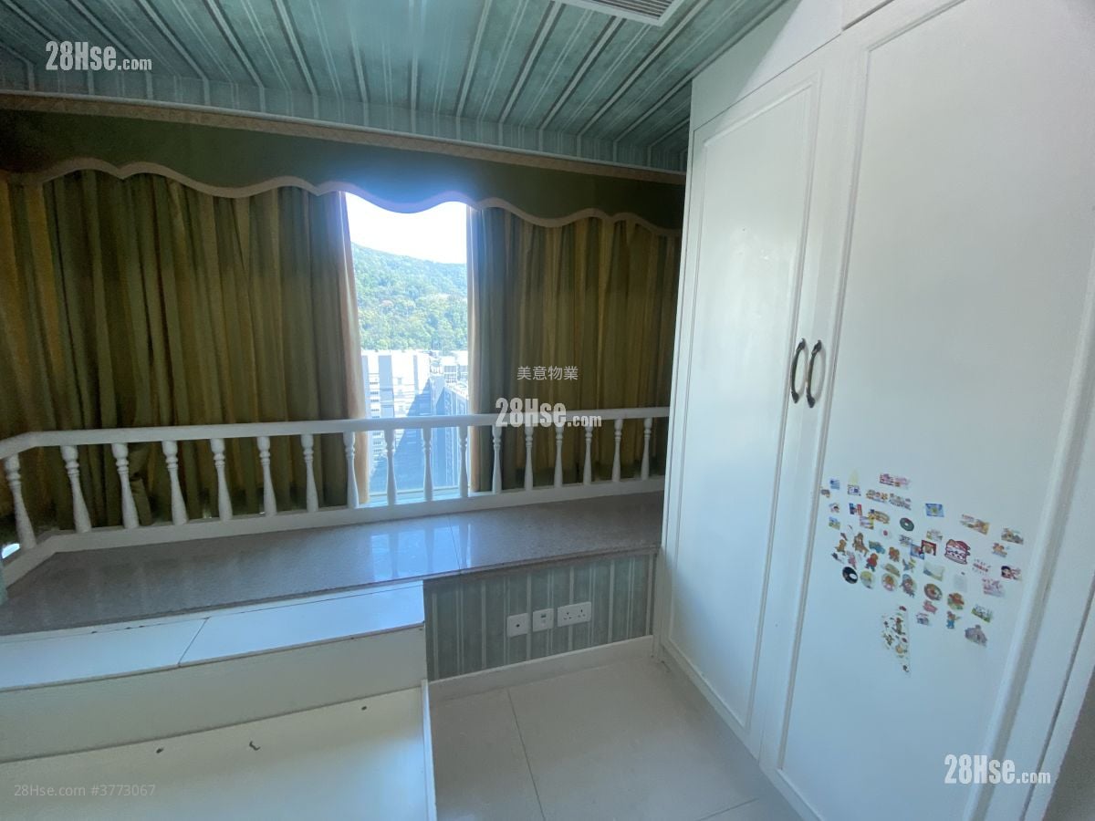 领凯 售盘 4 房 , 3 浴室 995 平方尺