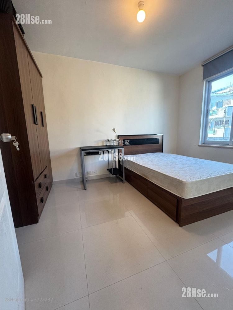 Village Sell 3 Bedrooms , 1 Bathroom