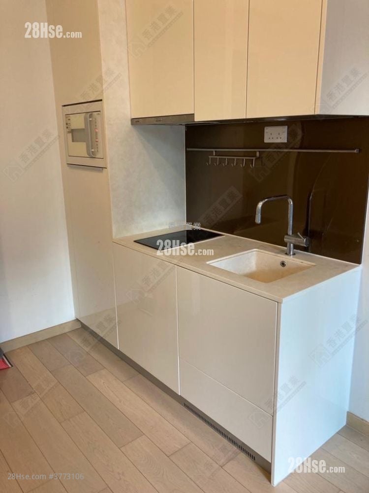 Twin Peaks Sell 1 Bedroom 343 ft²