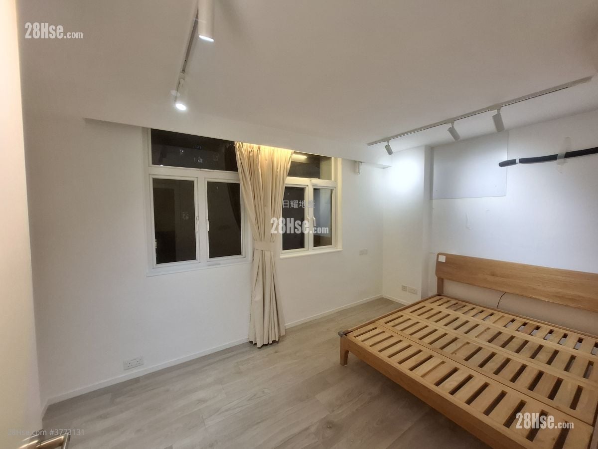 Taikoo Shing Sell 2 Bedrooms , 1 Bathroom 580 ft²