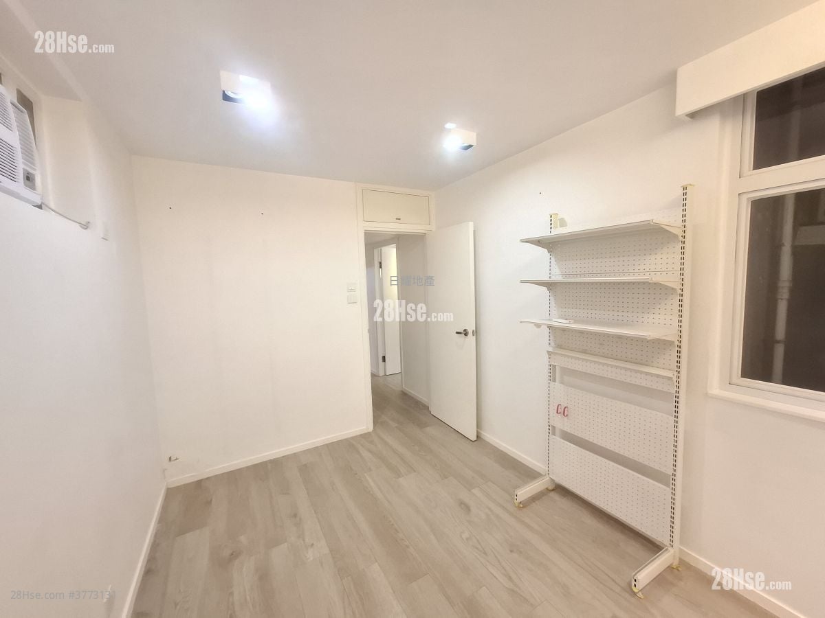 Taikoo Shing Sell 2 Bedrooms , 1 Bathroom 580 ft²