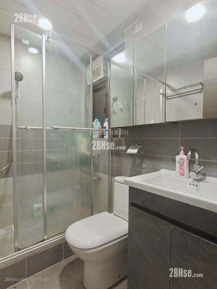 Mandarin Court Sell 436 ft²