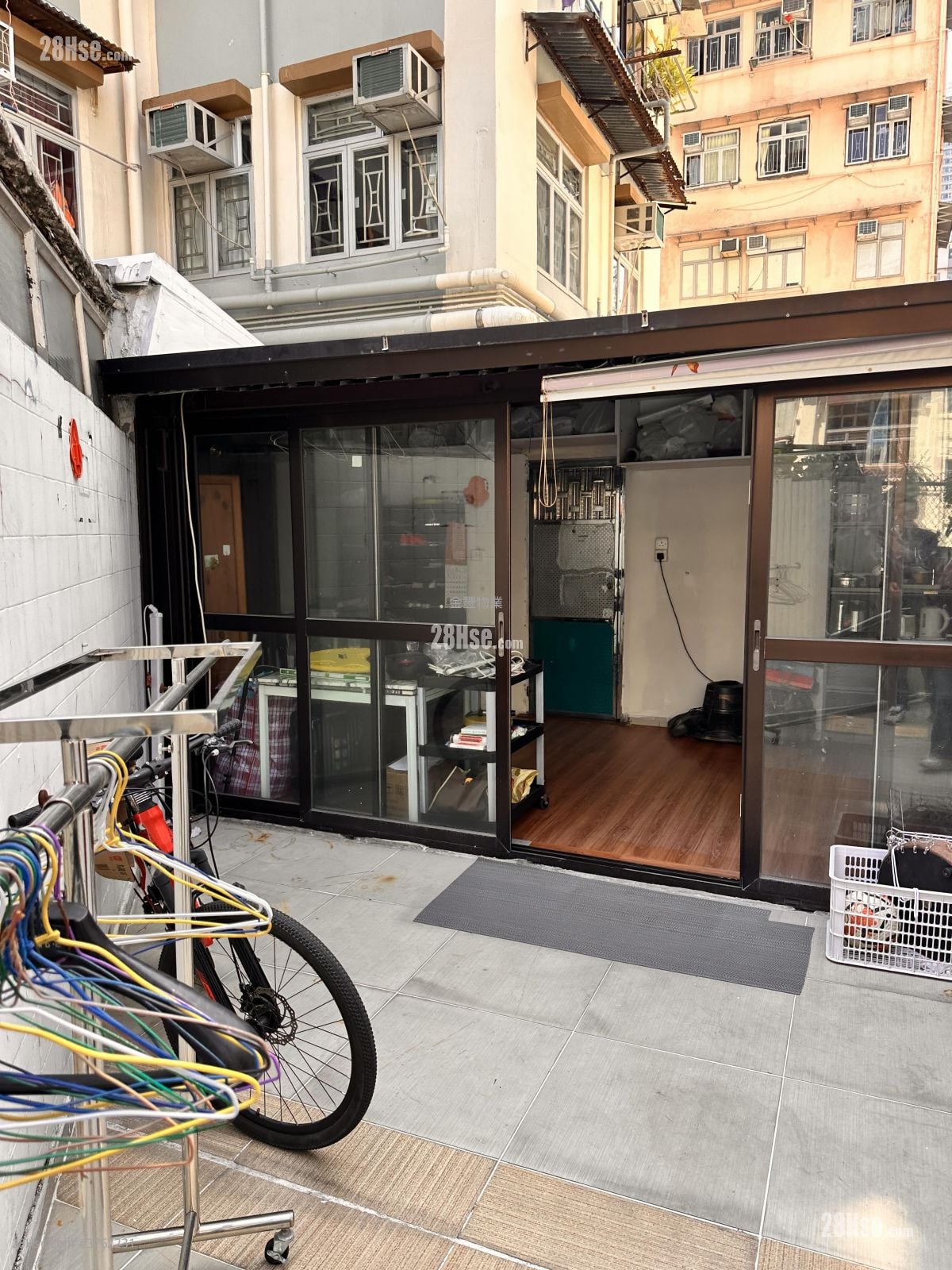 耀昌隆大楼 售盘 2 房 , 1 浴室 302 平方尺