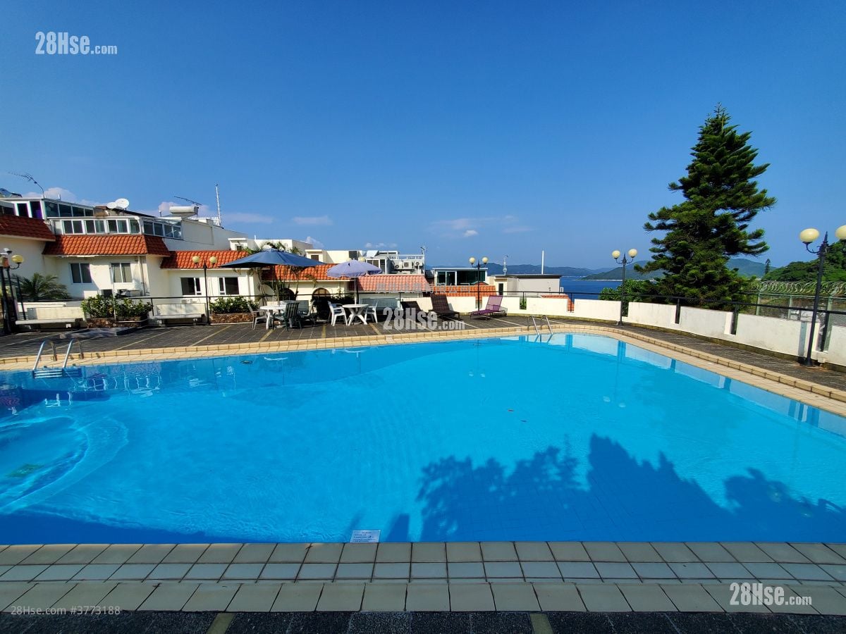 银辉别墅 售盘 4 房 , 3 浴室 1,893 平方尺