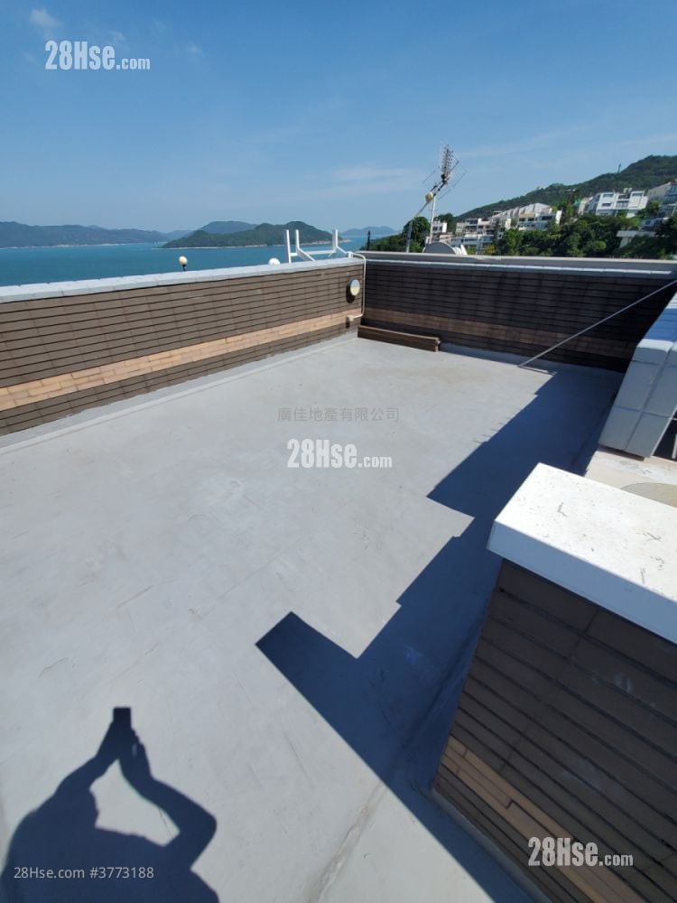 银辉别墅 售盘 4 房 , 3 浴室 1,893 平方尺