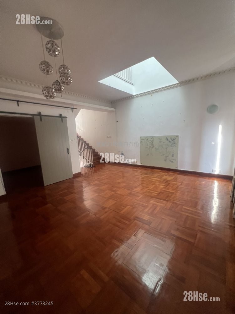 Marina Cove Sell 3 Bedrooms , 2 Bathrooms 1,323 ft²