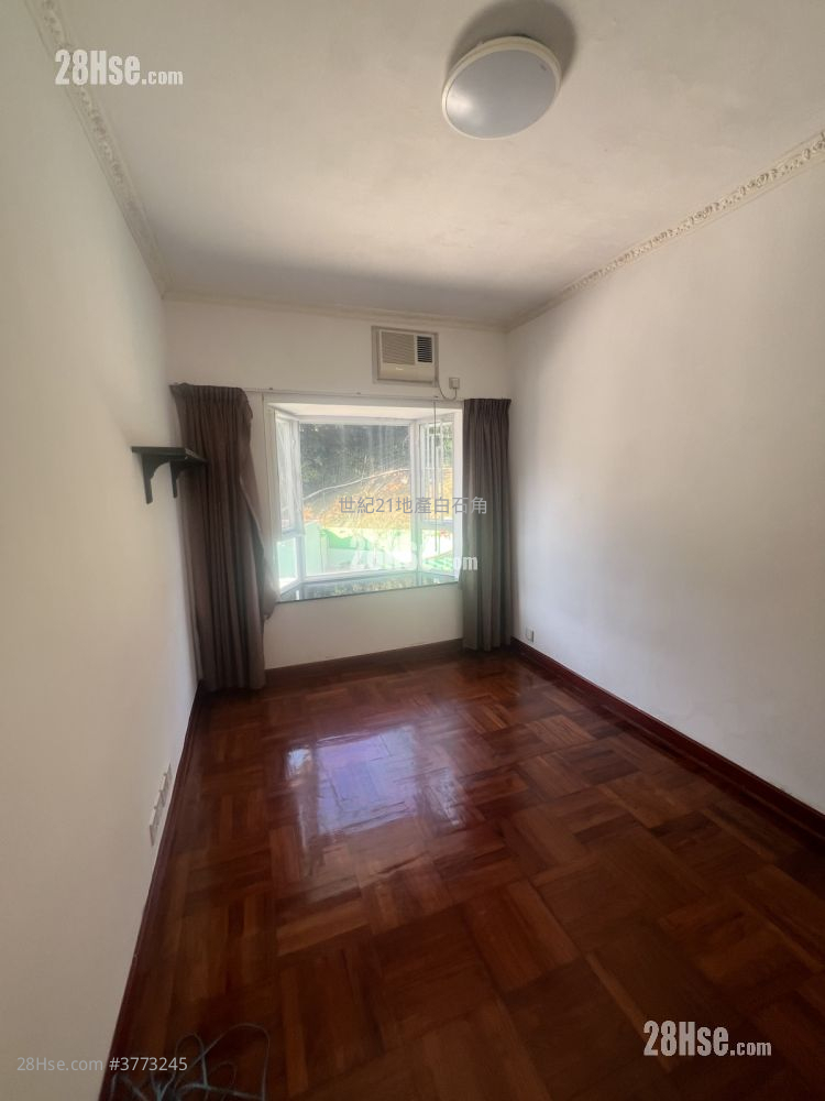 Marina Cove Sell 3 Bedrooms , 2 Bathrooms 1,323 ft²