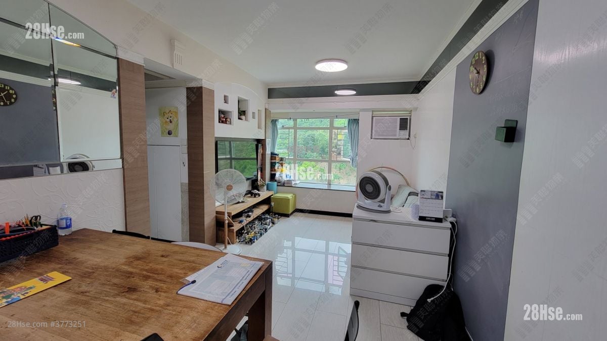 Kornville Sell 3 Bedrooms , 2 Bathrooms 604 ft²