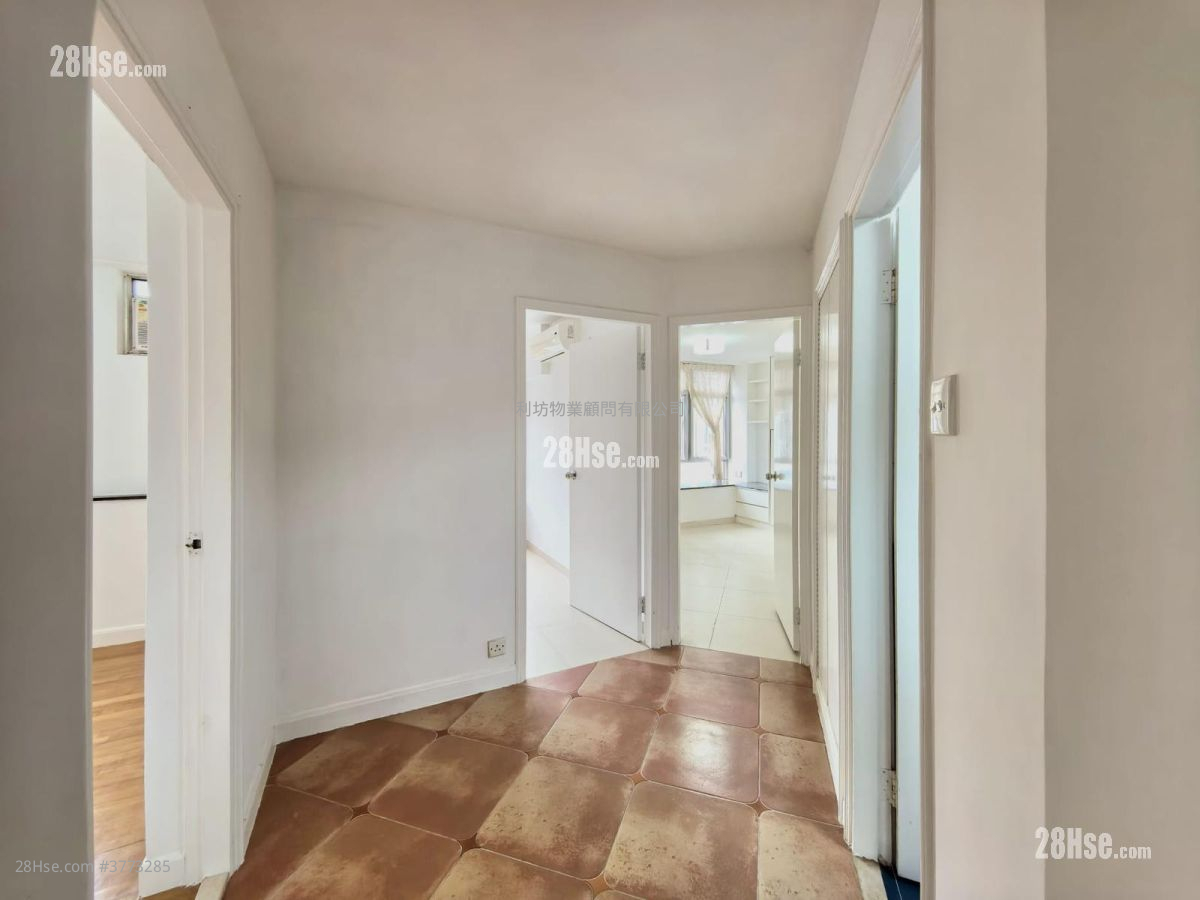 太古城 售盘 3 房 , 2 浴室 1,015 平方尺