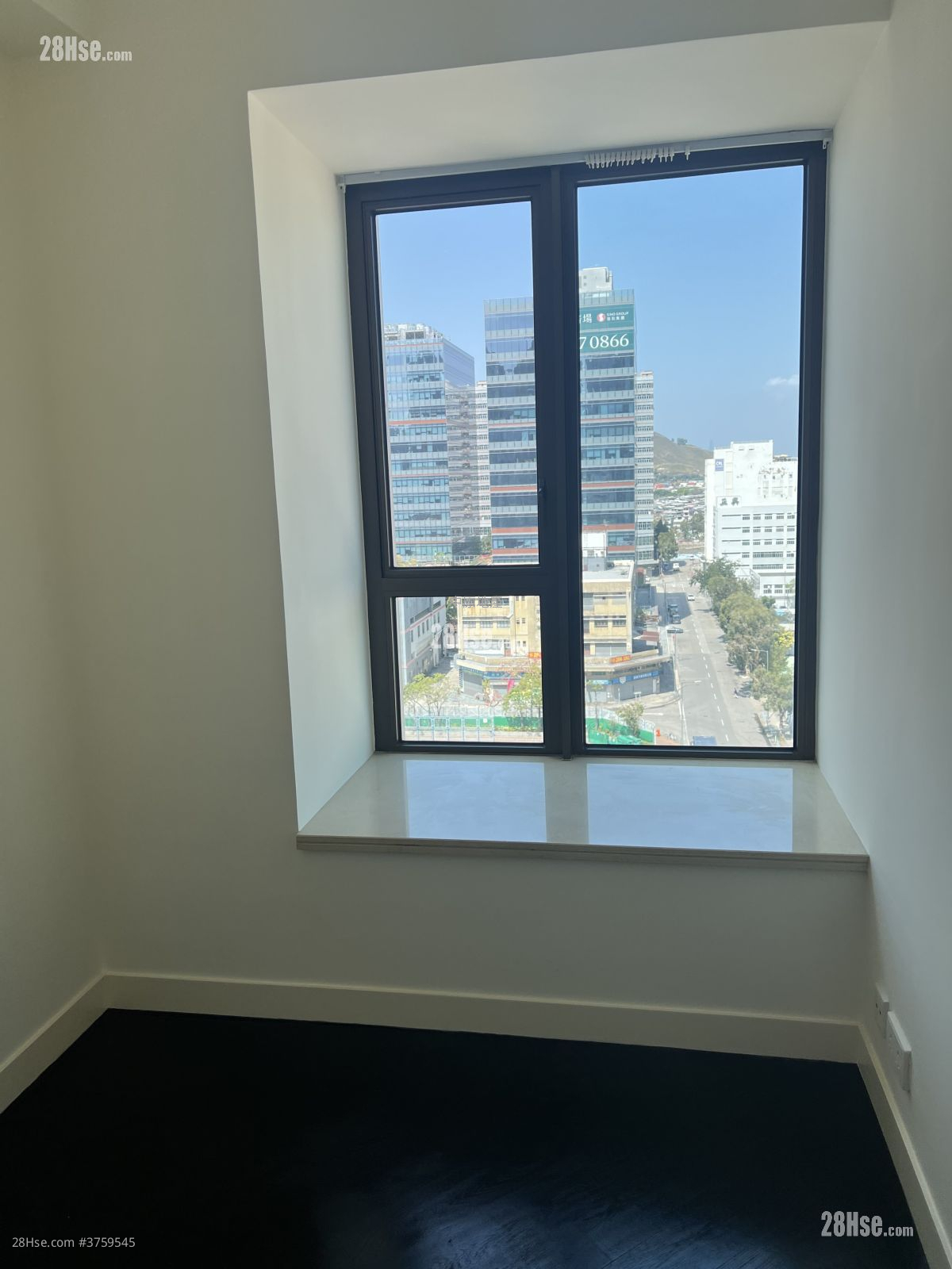 One Regent Place Sell 3 Bedrooms 600 ft²