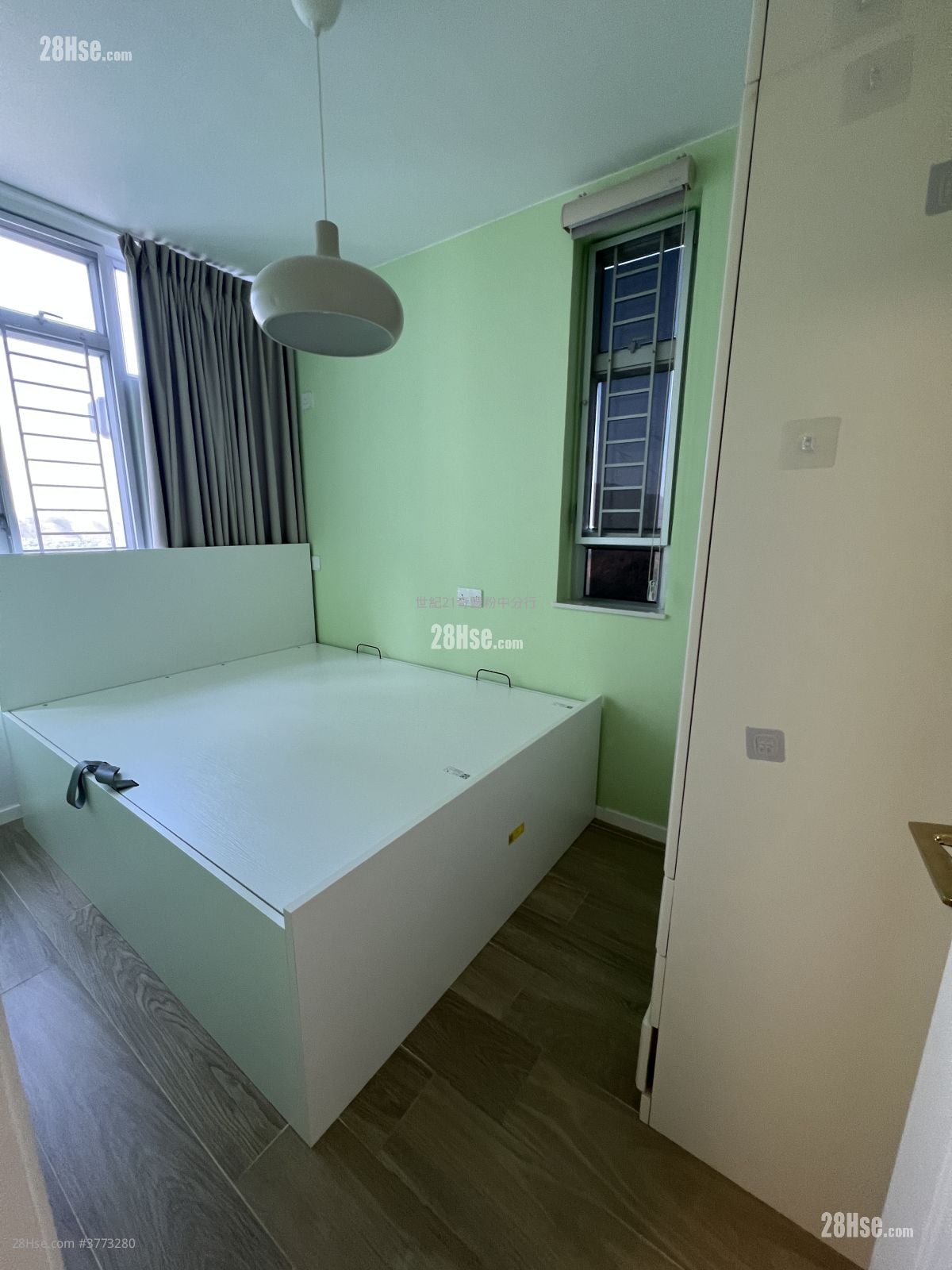 Shan Lai Court Sell 1 Bedroom , 1 Bathroom 385 ft²