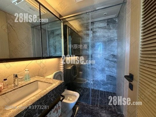 MALIBU 售盘 4 房 , 4 浴室 1,087 平方尺