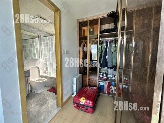 MALIBU 售盘 4 房 , 4 浴室 1,087 平方尺