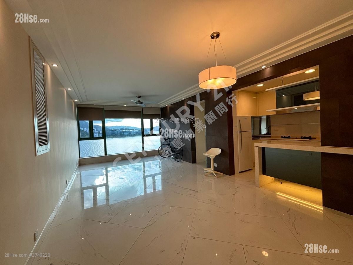 Vista Paradiso Sell 3 Bedrooms , 2 Bathrooms 918 ft²