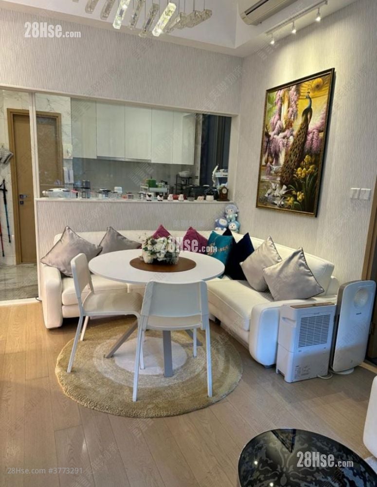 Dragons Range Sell 3 Bedrooms , 2 Bathrooms 809 ft²