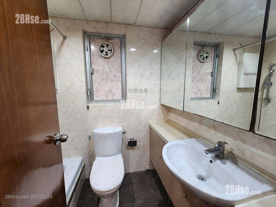 丰裕轩 售盘 1 浴室 384 平方尺