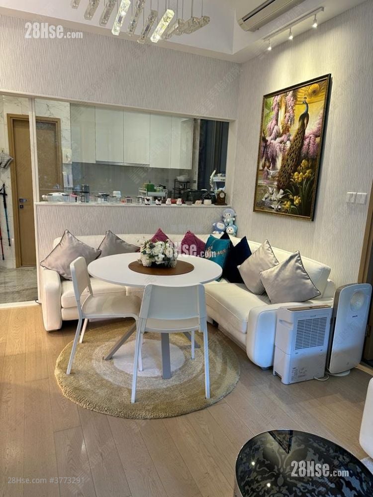 Dragons Range Sell 3 Bedrooms , 2 Bathrooms 809 ft²