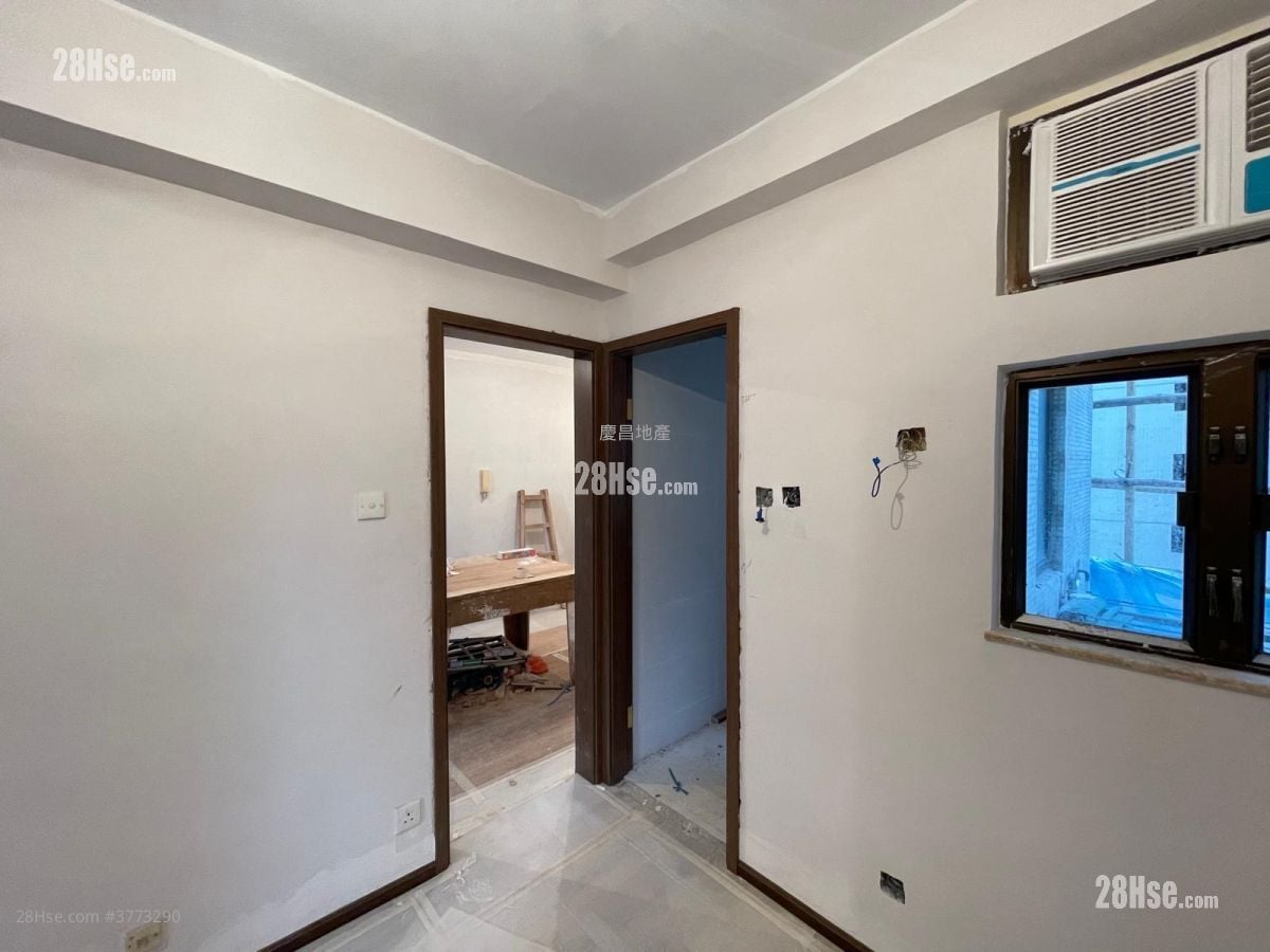 合伟大厦 售盘 2 房 , 1 浴室 459 平方尺