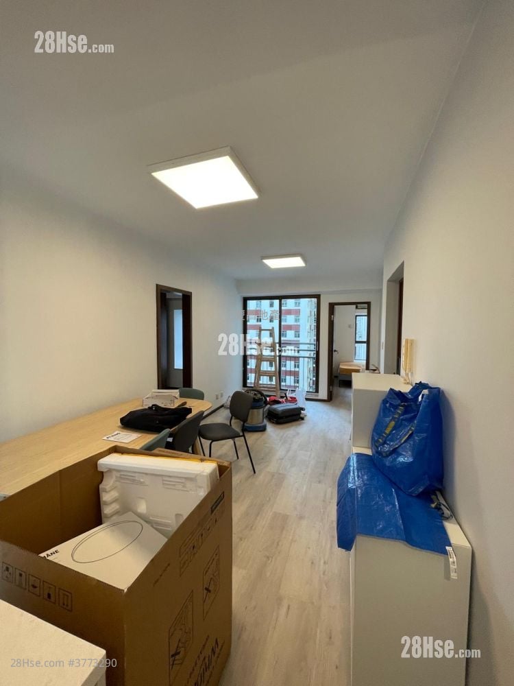 合伟大厦 售盘 2 房 , 1 浴室 459 平方尺