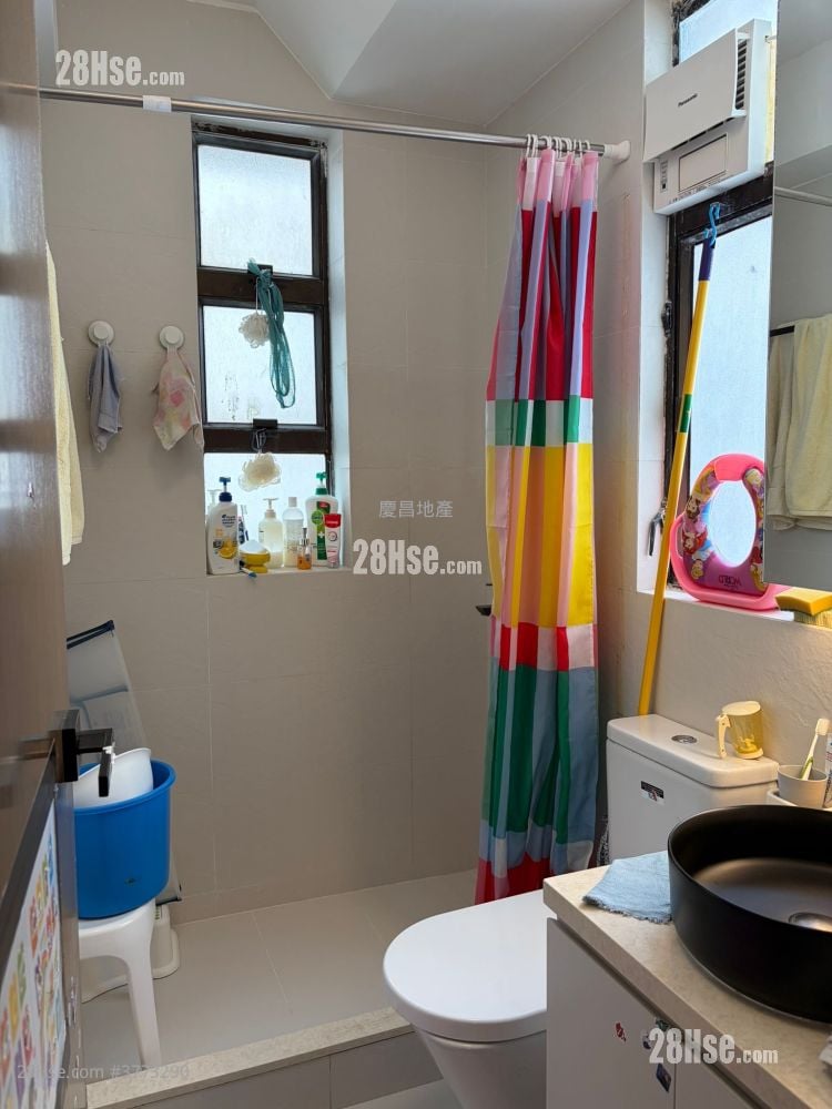 合伟大厦 售盘 2 房 , 1 浴室 459 平方尺