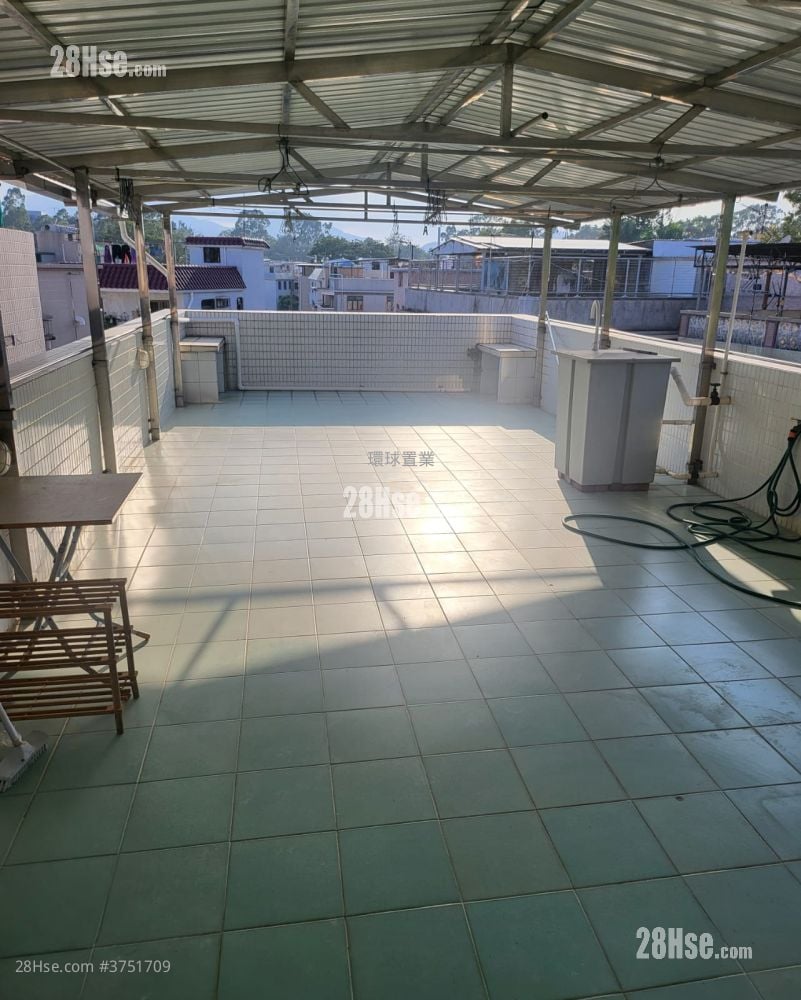 村屋 租盤 2 房 , 1 浴室