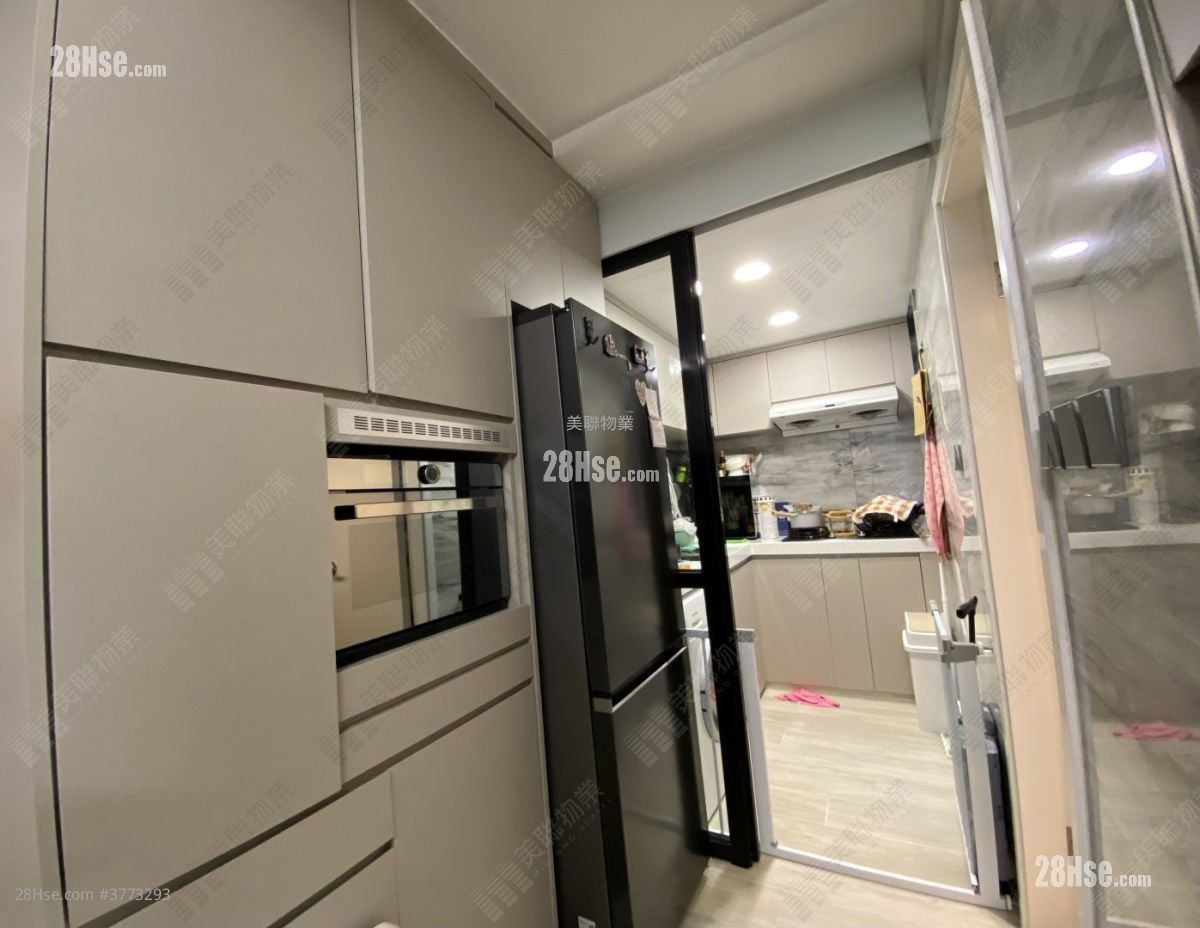 Shan Lai Court Sell 385 ft²