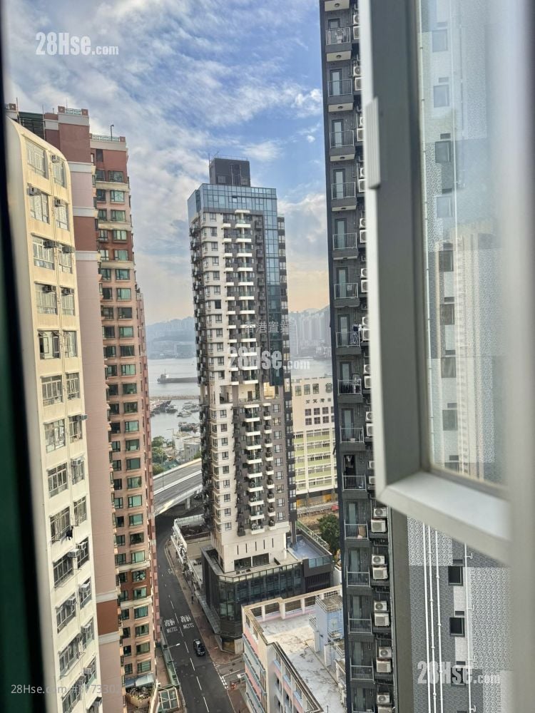 The Eastborne Sell 2 Bedrooms , 1 Bathroom 335 ft²