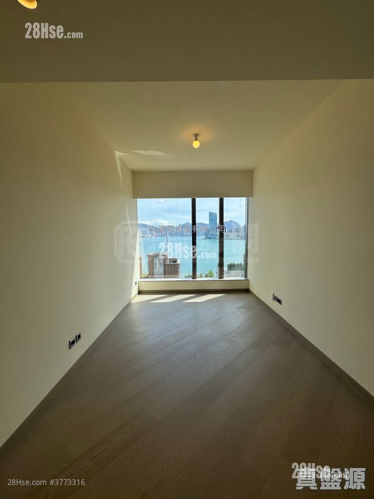 Pano Harbour Sell 3 Bedrooms 1,185 ft²