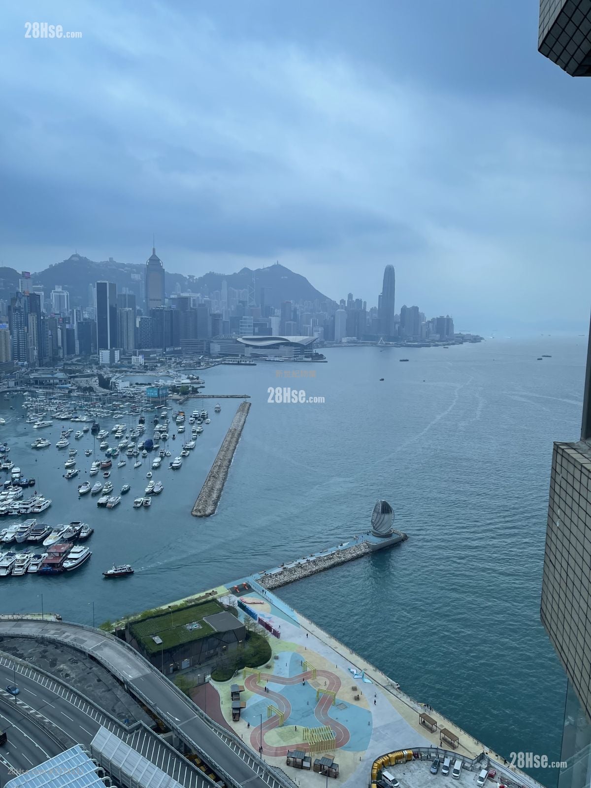 Harbour Heights Sell 3 Bedrooms , 2 Bathrooms 854 ft²