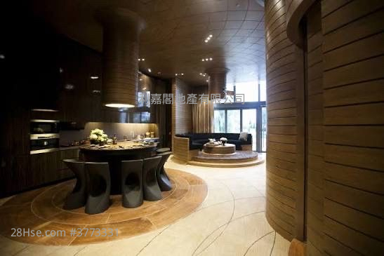 Yoho Midtown Sell 3 Bedrooms 566 ft²