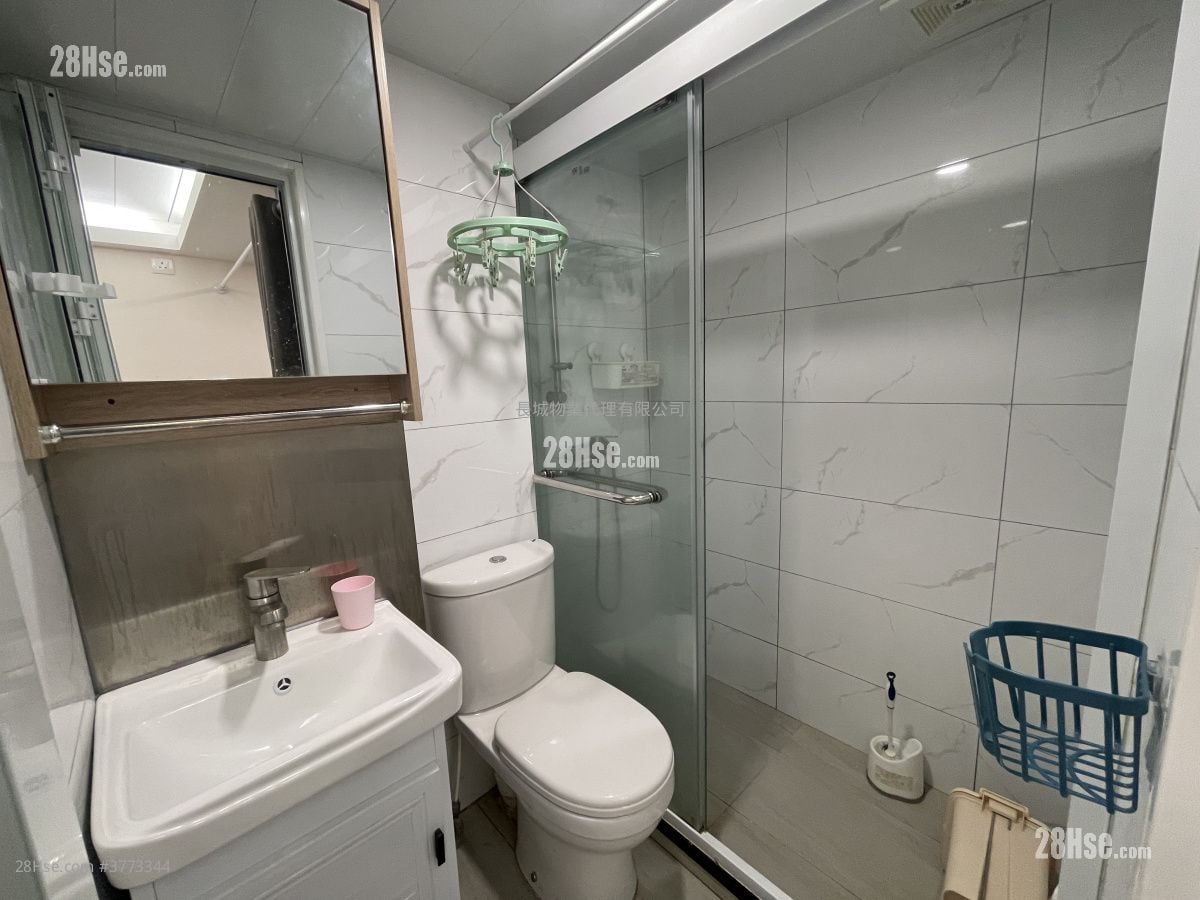 Mirador Mansion Sell 4 Bedrooms , 4 Bathrooms 670 ft²