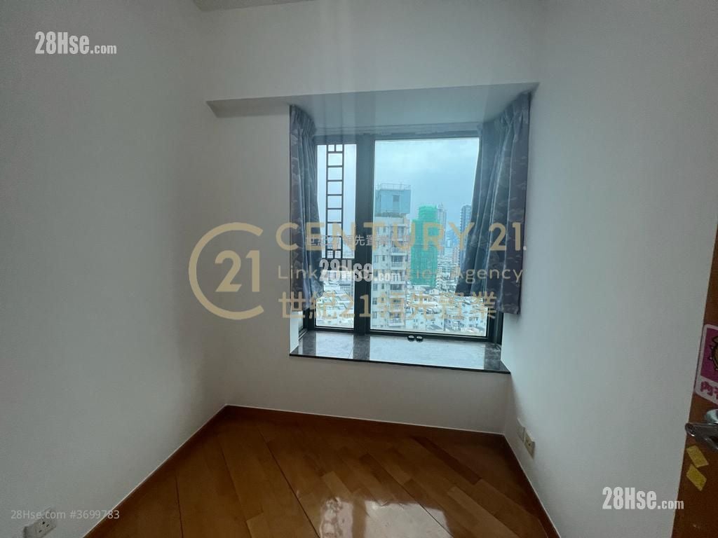 No. 18 Farm Road Sell 3 Bedrooms , 1 Bathroom 562 ft²