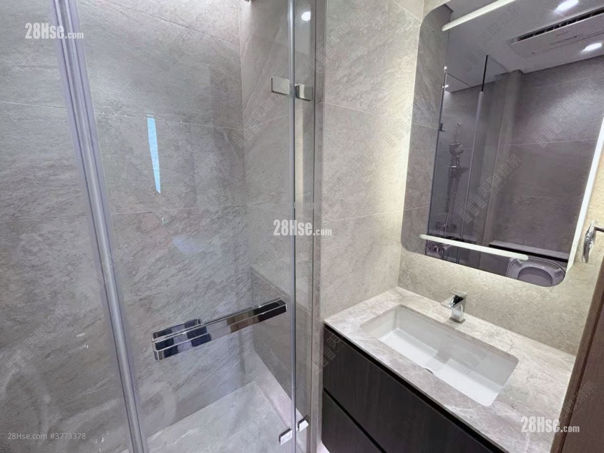 The Arles Sell 1 Bedroom , 1 Bathroom 325 ft²