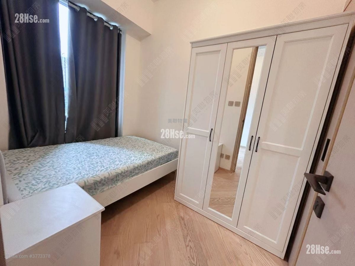 The Arles Sell 1 Bedroom , 1 Bathroom 325 ft²