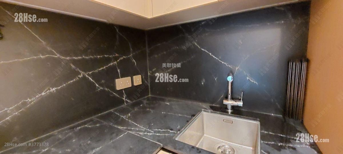 The Arles Sell 1 Bedroom , 1 Bathroom 325 ft²