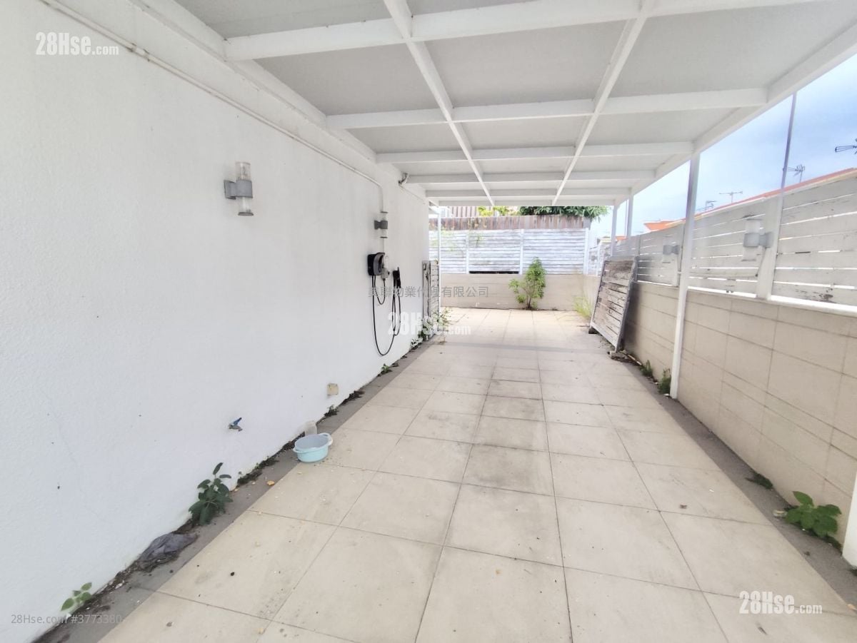 Fairview Park Sell 3 Bedrooms 840 ft²