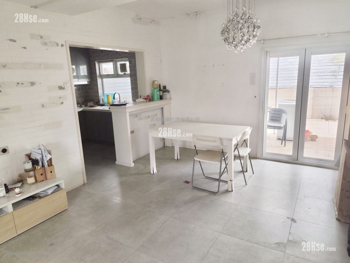 Fairview Park Sell 3 Bedrooms 840 ft²