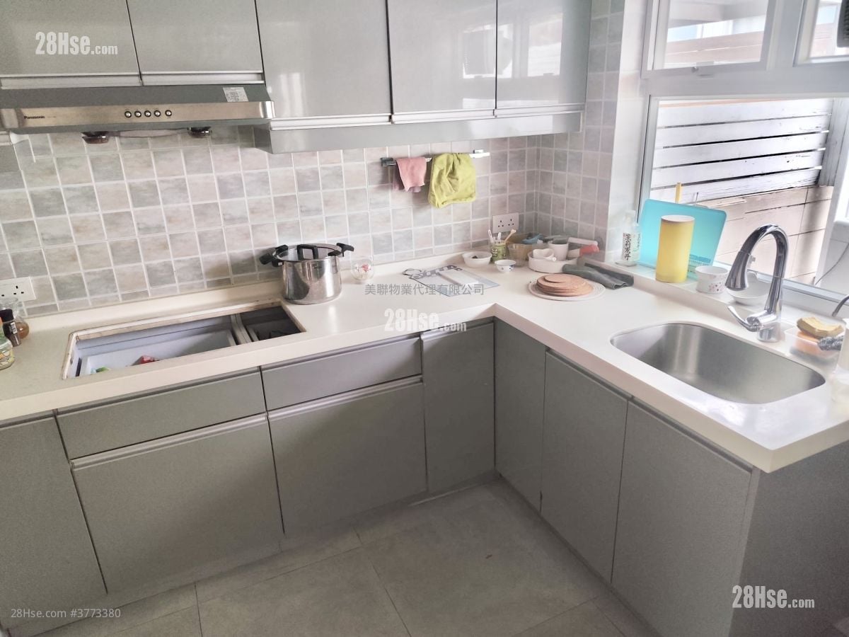 Fairview Park Sell 3 Bedrooms 840 ft²