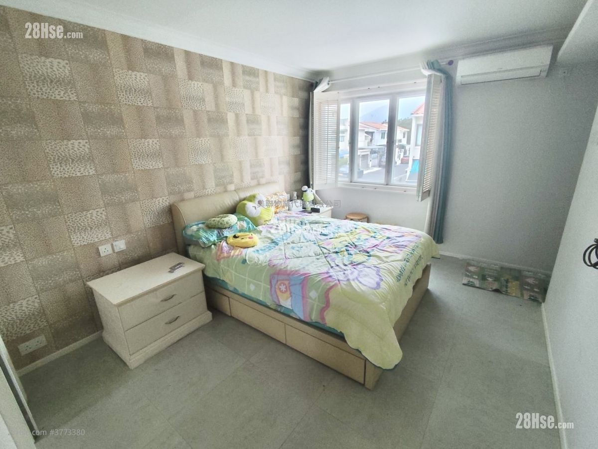 Fairview Park Sell 3 Bedrooms 840 ft²