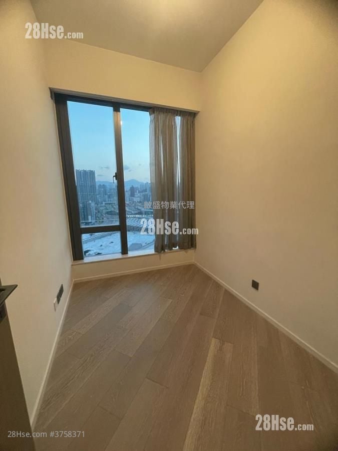 The Henley 租盘 3 房 , 2 浴室 888 平方尺