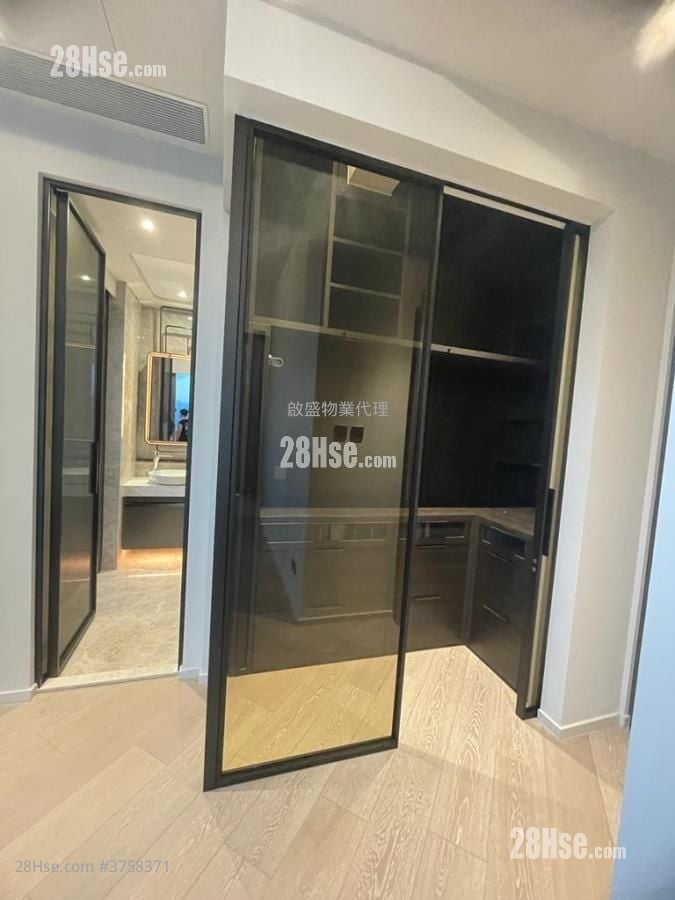 The Henley 租盘 3 房 , 2 浴室 888 平方尺