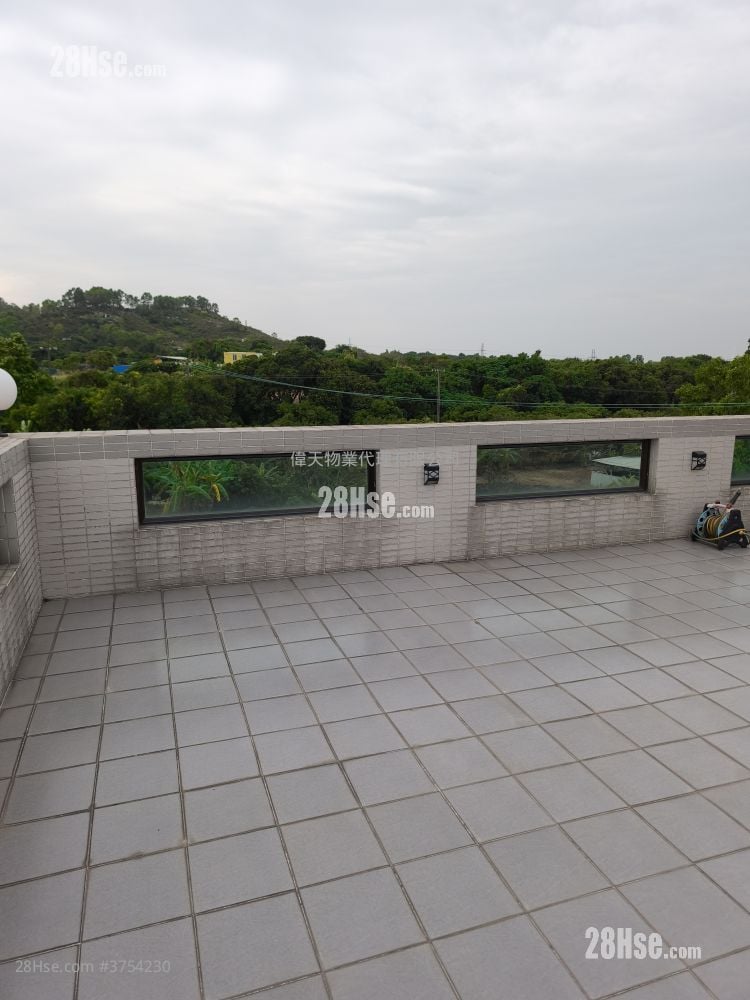 村屋 租盘 3 房 , 2 浴室 630 平方尺